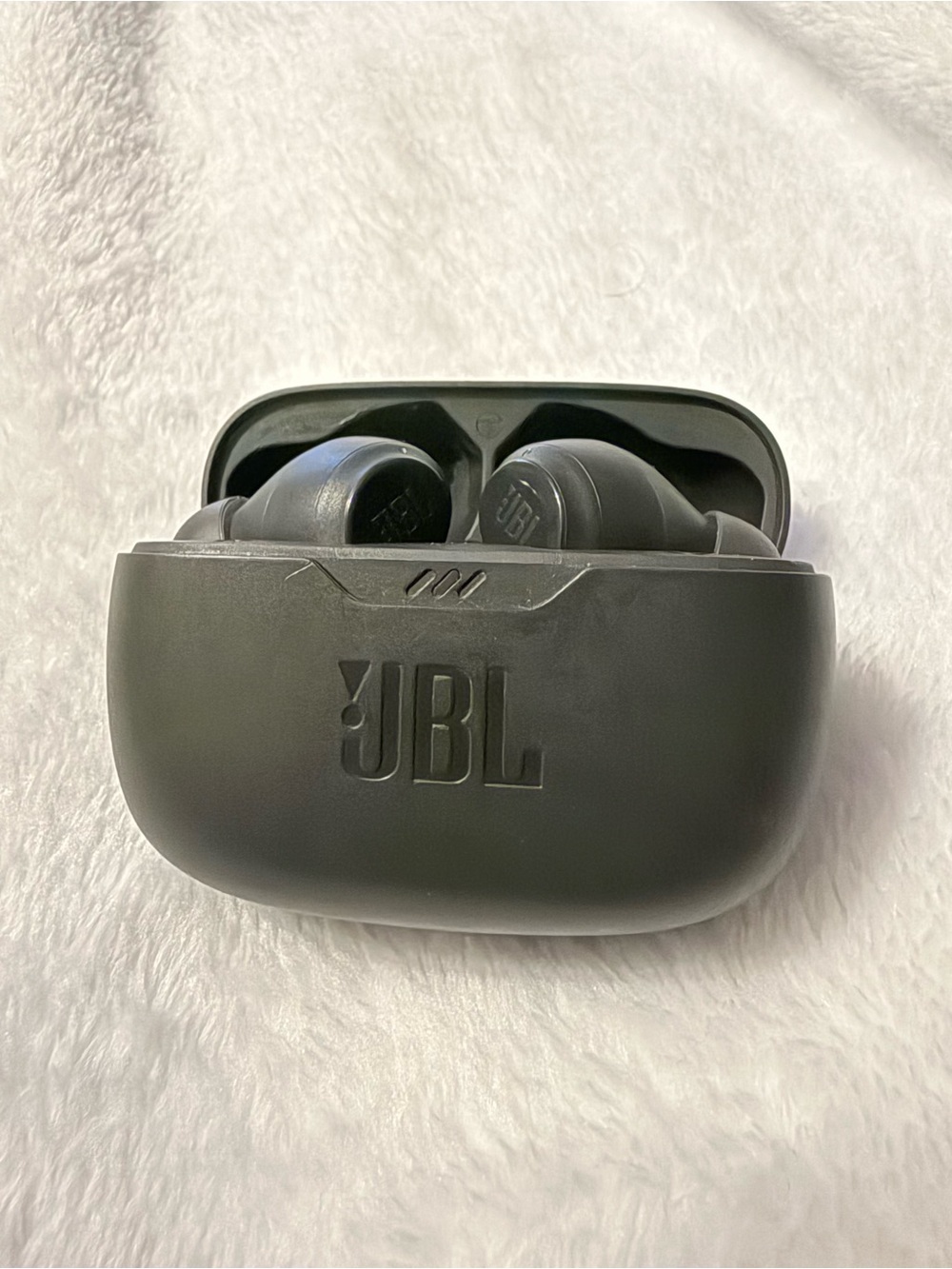JBL True Wireless Earbuds Vibe Beam with Charging Case - Black